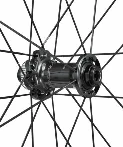 Shimano Dura Ace WH-R9270-C60-TL Disc Centerlock Road Wheels 28"/700C -Deals Bremser Store 71ABB045B31DC8E35B21F54957C59C89